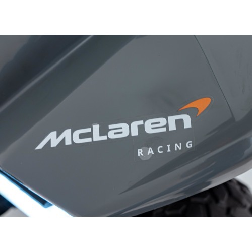Elektrinis keturratis McLaren Racing MCL 35, pilkas