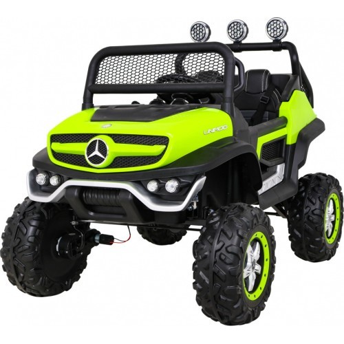 Vehicle Mercedes BENZ UNIMOG Green