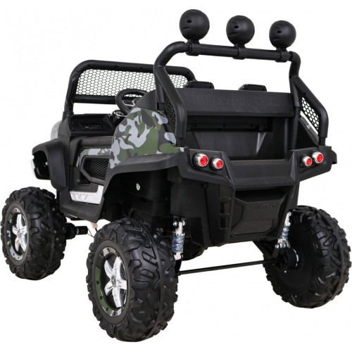 Электромобиль Mercedes-Benz Unimog, камуфляж