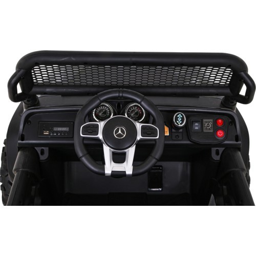 Электромобиль Mercedes-Benz Unimog, камуфляж