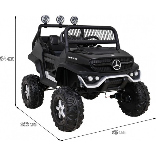 Vehicle Mercedes BENZ UNIMOG Black