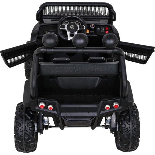 Электромобиль Mercedes-Benz Unimog, чёрный