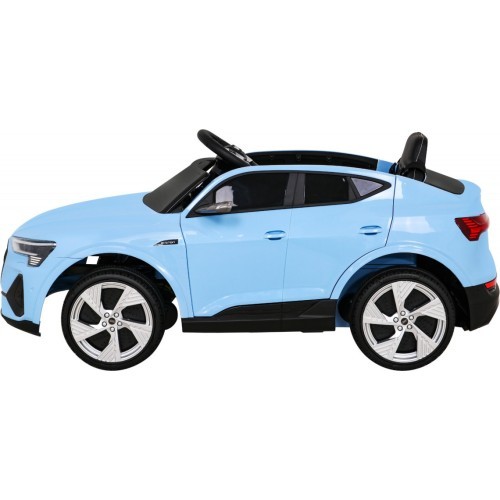 Elektromobilis Audi E-Tron Sportback, mėlynas