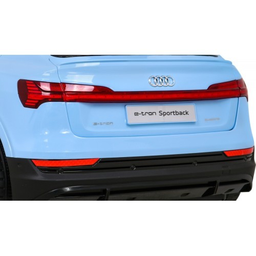 Elektromobilis Audi E-Tron Sportback, mėlynas