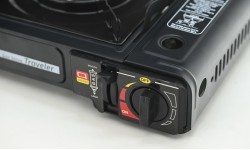Traveler gas cooker