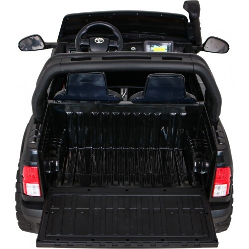 Elektromobilis Toyota Hilux, juodas