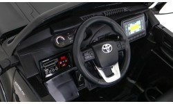 Vehicle Toyota Hilux Black