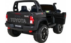 Электромобиль Toyota Hilux, чёрный
