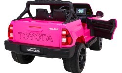 Toyota Hilux automobilis rožinis