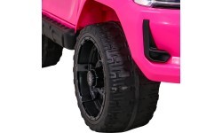 Toyota Hilux automobilis rožinis