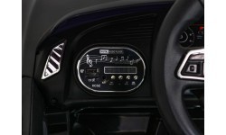 Elektromobilis Audi R8, raudonas