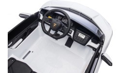 Elektromobilis Lamborghini Revuelto XL, baltas