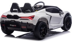 Электромобиль Lamborghini Revuelto XL, белый