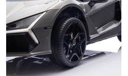 Электромобиль Lamborghini Revuelto XL, серый