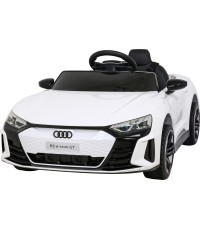 Электромобиль Audi RS E-Tron GT, белый