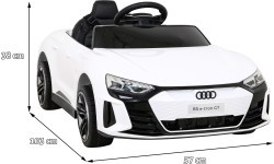 Электромобиль Audi RS E-Tron GT, белый