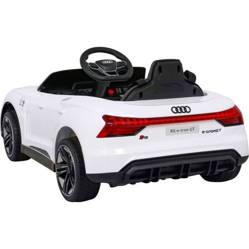 Elektromobilis Audi RS E-Tron GT, baltas