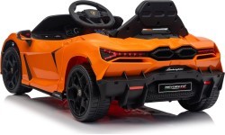 Elektromobilis Lamborghini Revuelto, oranžinis