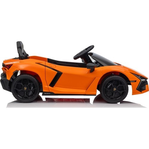 Электромобиль Lamborghini Revuelto, оранжевый
