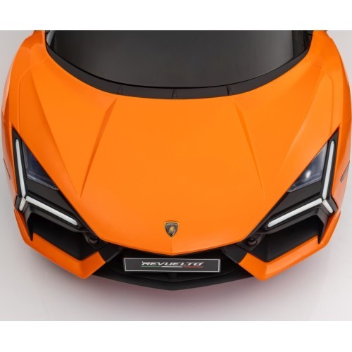 Электромобиль Lamborghini Revuelto, оранжевый