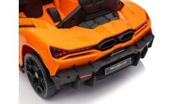 Электромобиль Lamborghini Revuelto, оранжевый