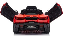 Электромобиль Lamborghini Revuelto, красный