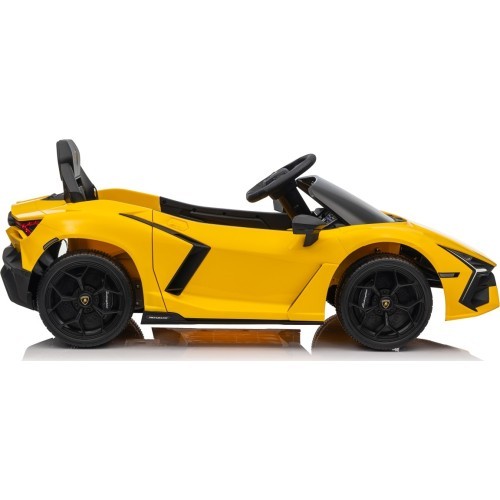 Vehicle Lamborghini Revuelto Yellow