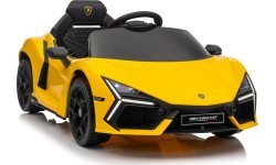 Vehicle Lamborghini Revuelto Yellow