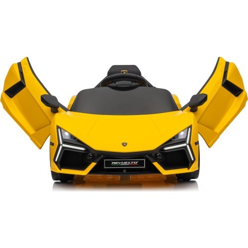 Электромобиль Lamborghini Revuelto, жёлтый