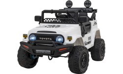 Toyota FJ Cruiser White
