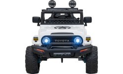 Toyota FJ Cruiser White