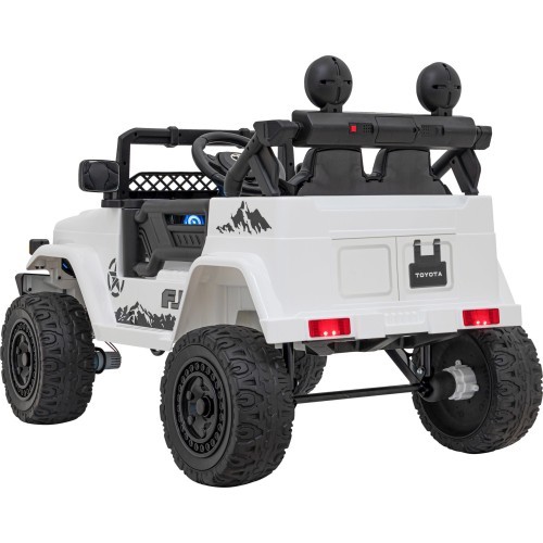 Elektromobilis Toyota FJ Cruiser, baltas