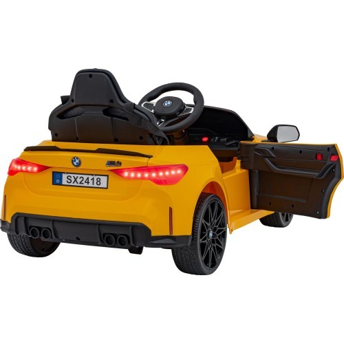 Vehicle BMW M4 Yellow