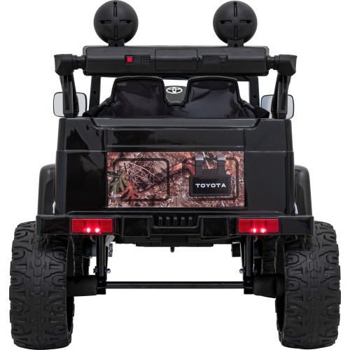 Toyota FJ Cruiser, juoda