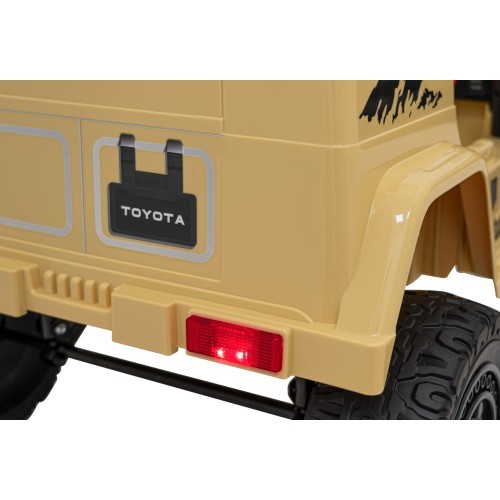 Детский электромобиль Toyota FJ Cruiser, бежевый