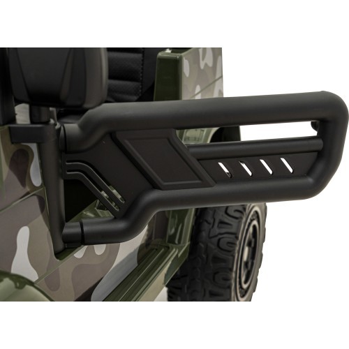 Elektromobilis Toyota FJ Cruiser Camo