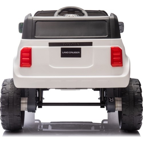 Vehicle Toyota Land Cruiser PRADO White