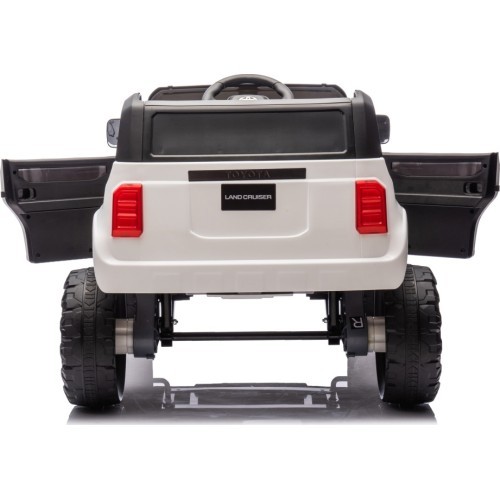 Vehicle Toyota Land Cruiser PRADO White