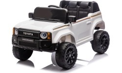 Vehicle Toyota Land Cruiser PRADO White