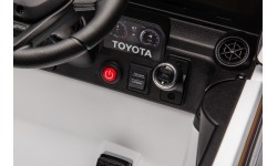 Elektromobilis Toyota Land Cruiser PRADO, baltas