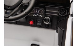 Elektromobilis Toyota Land Cruiser PRADO, baltas