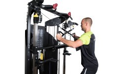 Newton Fitness Black Series BLK-3000 funkcinis treniruoklis