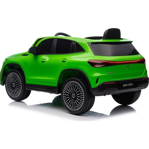 Vehicle Mercedes Benz EQA 250 Green