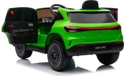 Vehicle Mercedes Benz EQA 250 Green