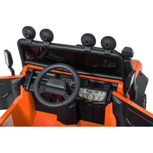 Elektromobilis Land Rover Defender 110 SVX Concept, oranžinis