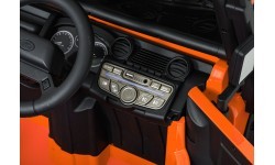 Elektromobilis Land Rover Defender 110 SVX Concept, oranžinis