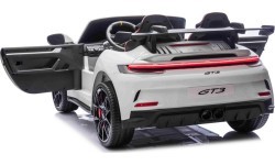 Vehicle Porsche 911 GT 3 White MP4