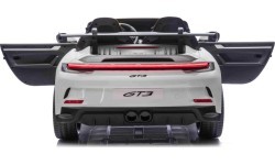 Vehicle Porsche 911 GT 3 White MP4