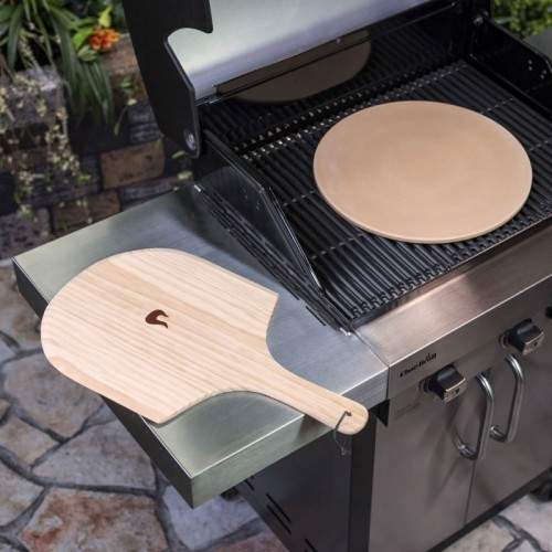 Char-Broil round pizza stone and peel set