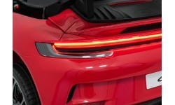 Электромобиль Porsche 911 GT3, красный